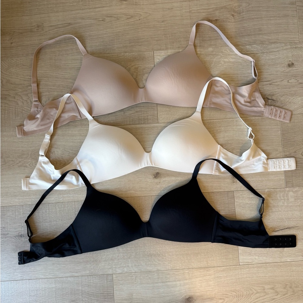 Uniqlo Wireless 3D Hold Bra Set - Black, Cream, and Beige size 34/36 B C